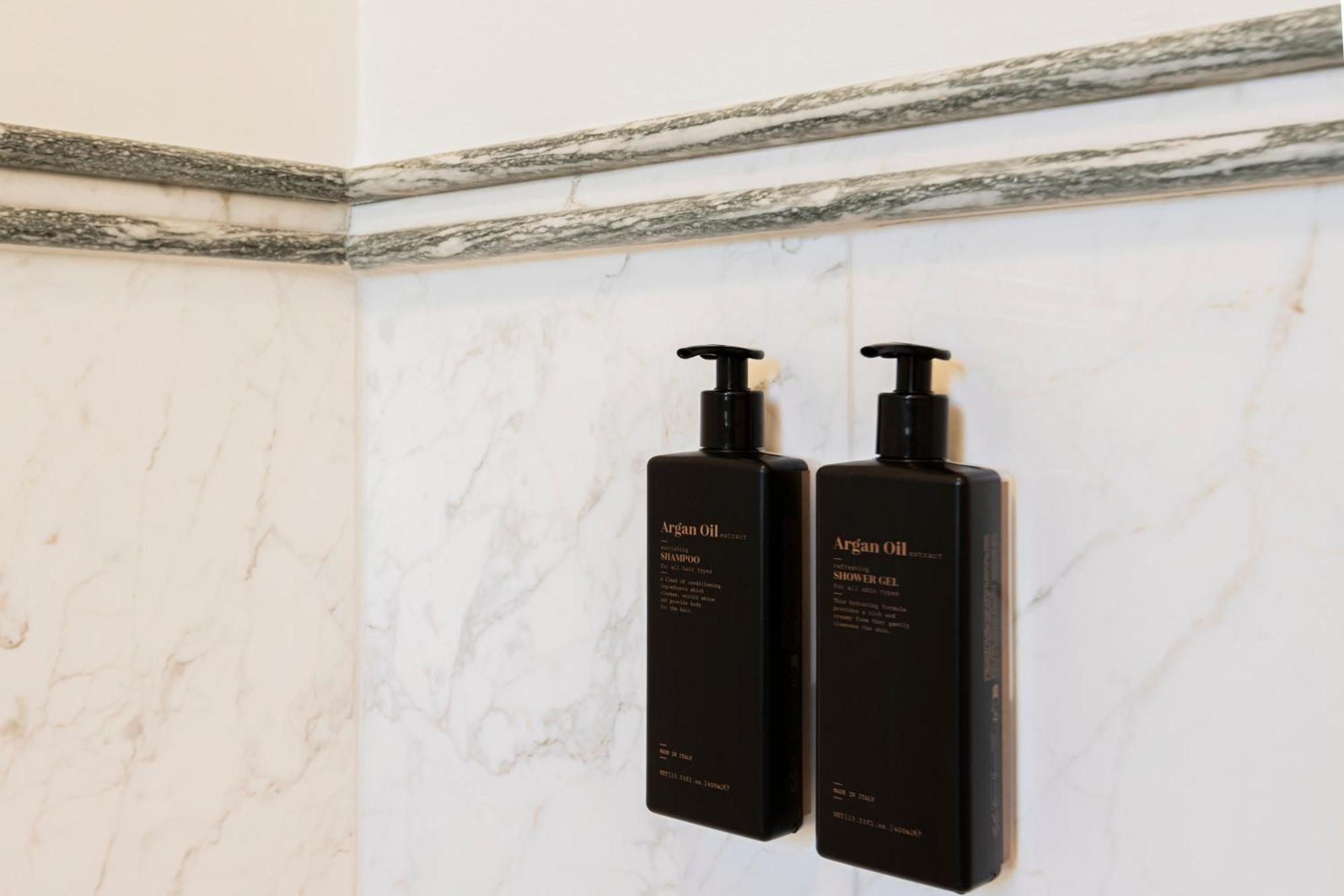 Relstay - Montenapoleone Milano Ngoại thất bức ảnh
